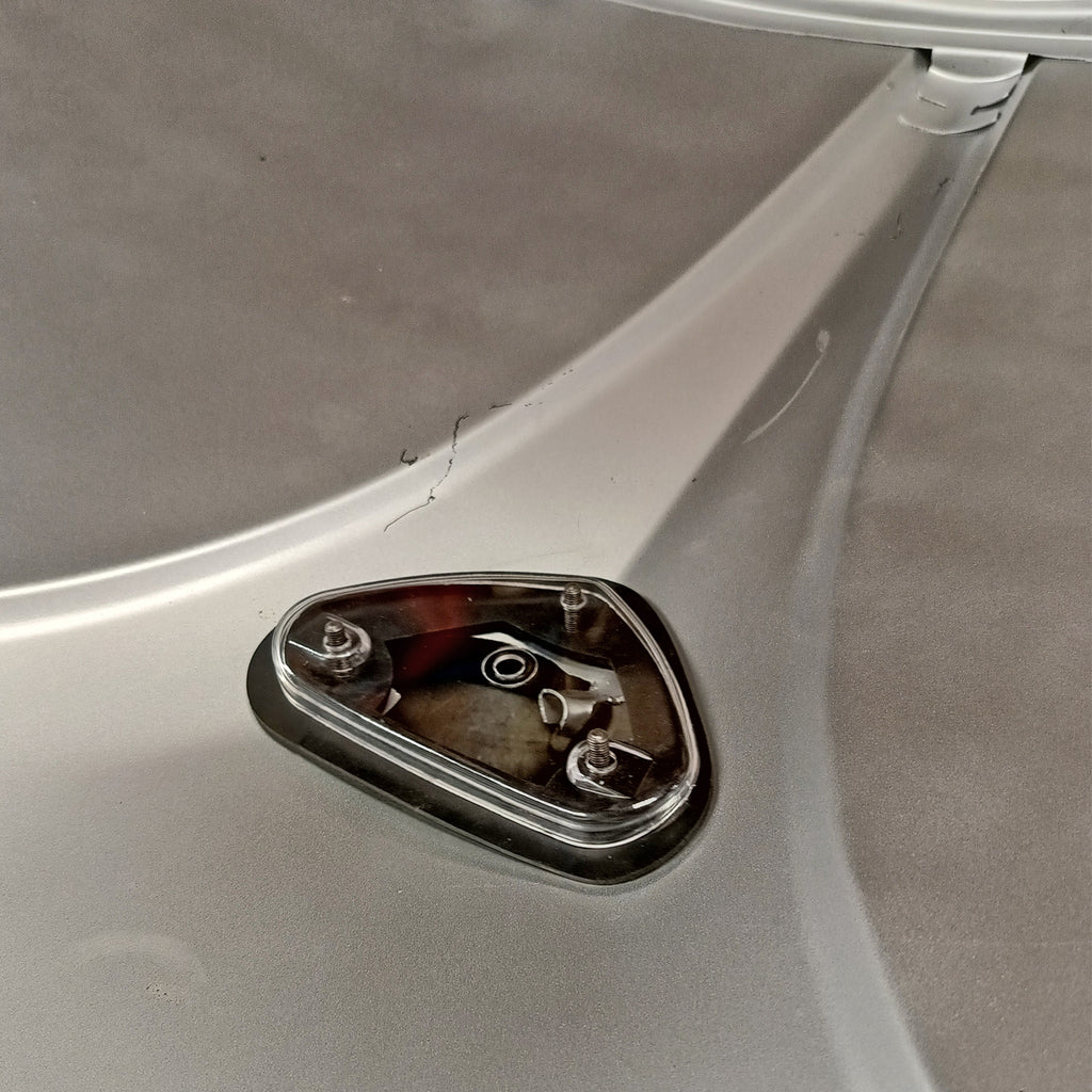 Nummerplaatverlichting plexi afdekplaatje binnenkant – VW Kever – OEM 111 943 139 – detail 4