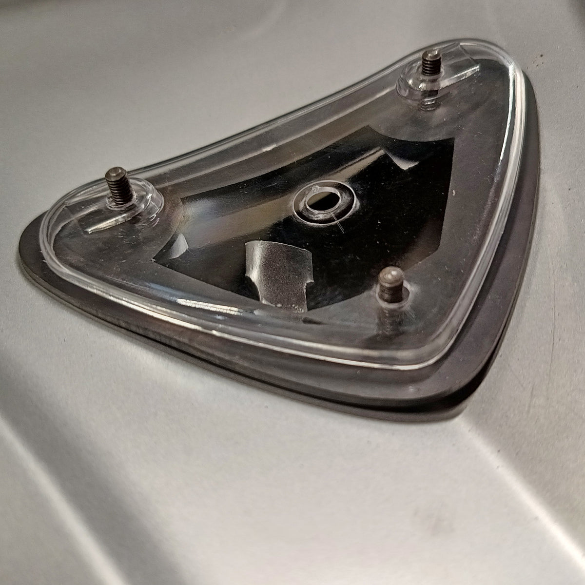 VW Kever | Nummerplaatverlichting plexi afdekplaatje binnenkant | 10/52-07/57 | 111 943 139